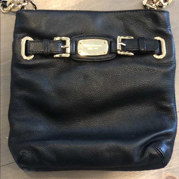 Michael Kors Handbags - Michael Kors Crossbody